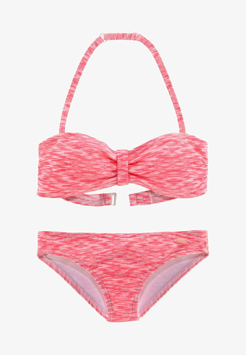 Pink bikini set with wave-pattern texture. Bandeau top features a bow detail and adjustable straps; bottoms have a simple cut.