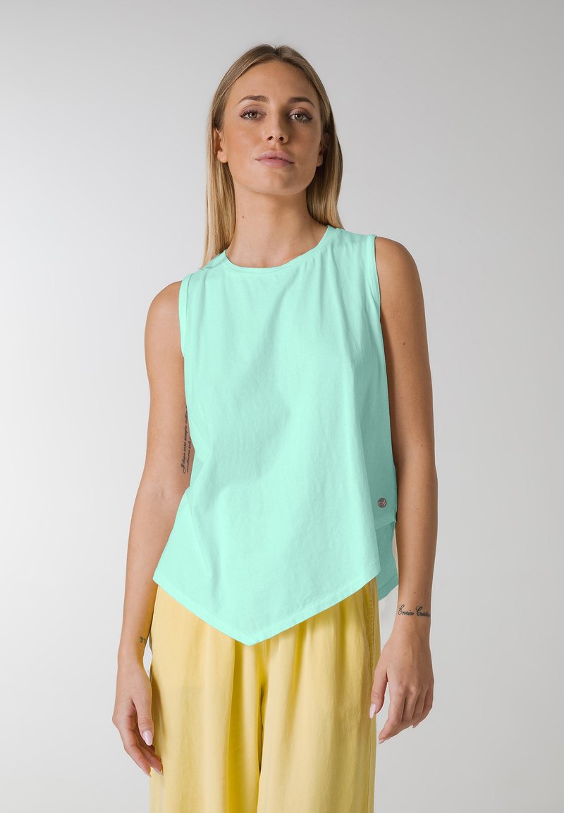Vivo Waridi Asymmetric Top - Green