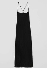 Schwarzes Maxikleid aus strukturiertem Stoff mit dünnen, gekreuzten Spaghettiträgern. Das Design ist luftig und hat eine gerade Silhouette.