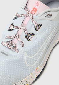 Thumbnail Image 6