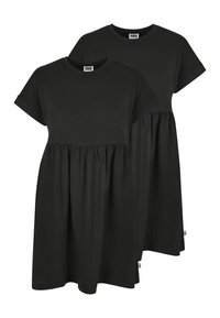 Deux robes noires décontractées à manches courtes avec cols ronds et coutures froncées à la taille, présentées sur fond blanc.