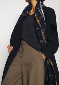 Tommy Hilfiger Långärmad tröja - dark blue