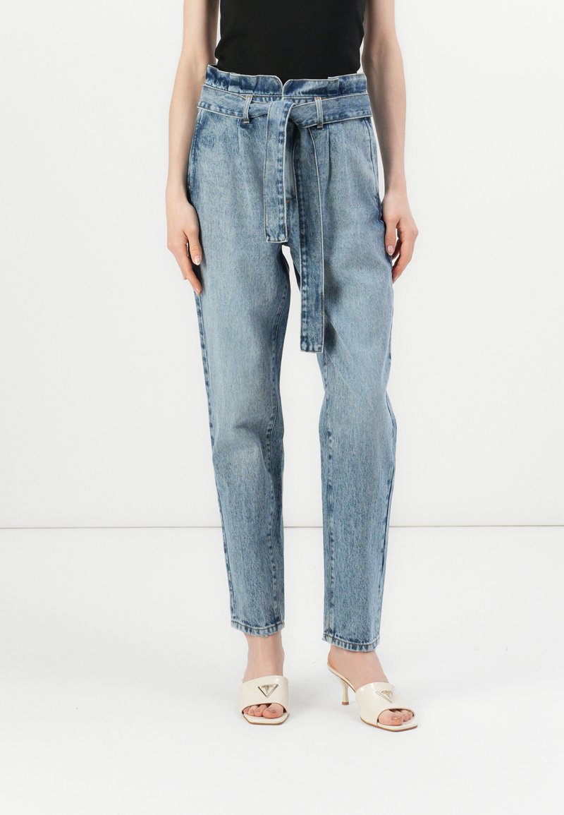 Guess Jeans Tapered Fit blauw