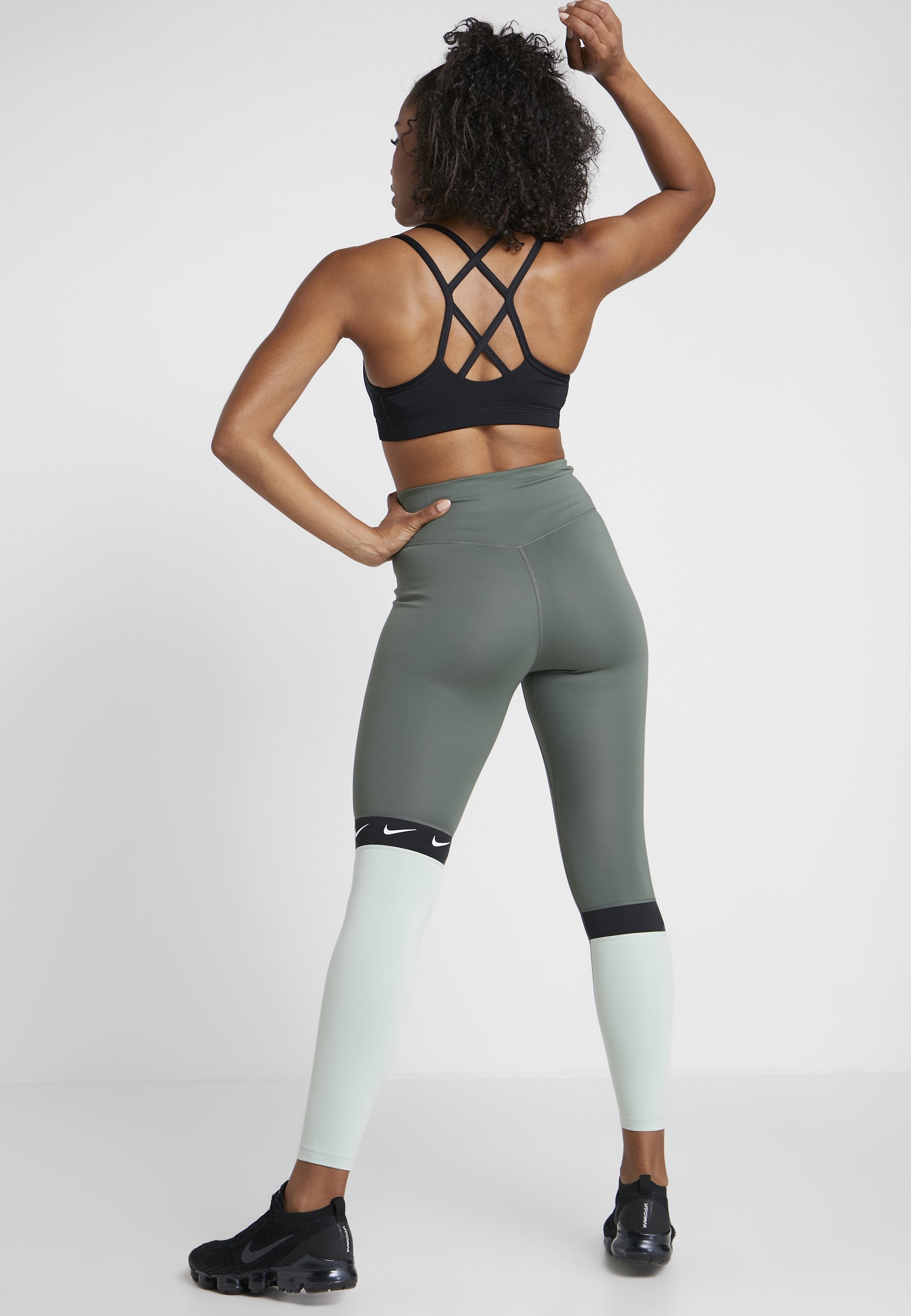 nike pistachio frost leggings