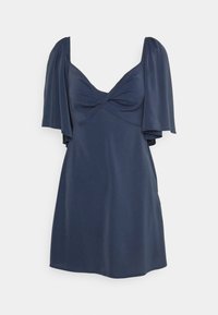 Granatowa sukienka z dopasowanym gorsetem i rozszerzającymi się krótkimi rękawami, z zawiązanym przodem i gładkim, lekkim materiałem.