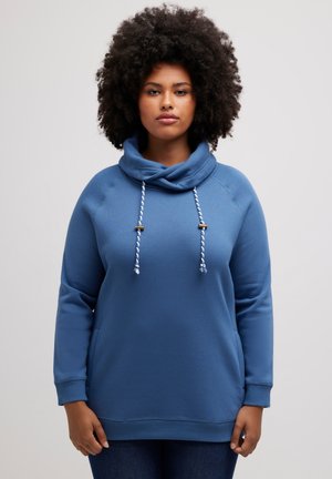 Sudadera azul con cuello de cowl, de corte relajado, que cuenta con cordones texturizados y un bolsillo frontal, confeccionada en suave material de forro polar.