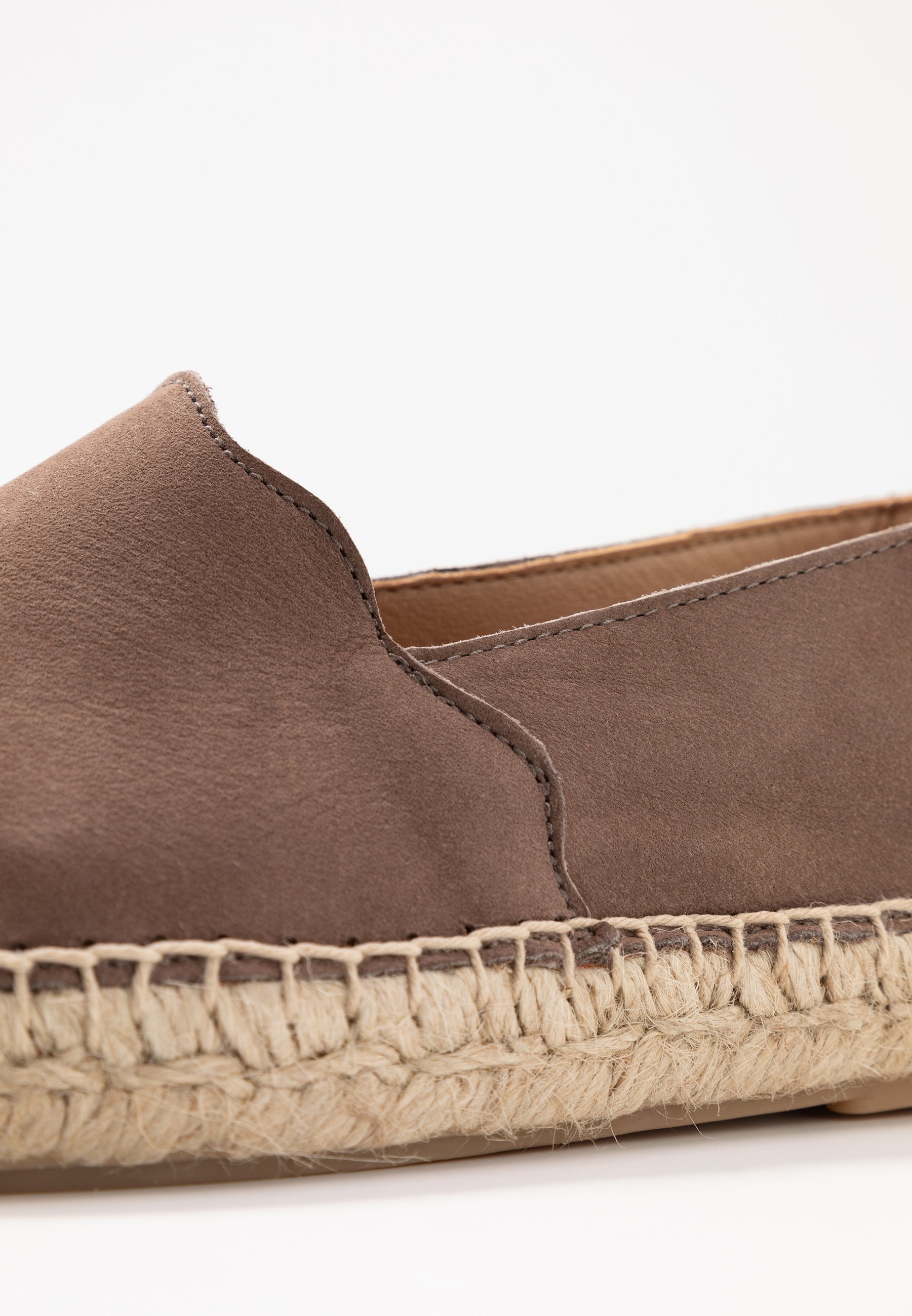 Bianco ESPADRILLES KLASSISCHE - Loafers - light brown Bianco ESPADRILLES KLASSISCHE - Loafers - light brown
