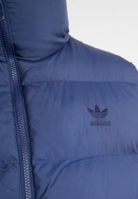 adidas Originals COMMERCIAL  - Vest - night indigo