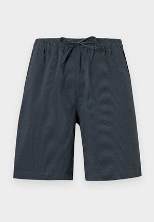 Donkergrijze shorts gemaakt van lichtgewicht stof, met een elastische tailleband met trekkoord en een subtiel verticaal streeppatroon.