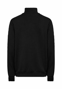 Fekete pulóver sweatshirt magas nyakkal, hosszú ujjakkal és egységes textúrával. Klasszikus szabású, bordázott mandzsettákkal és hemzsével.