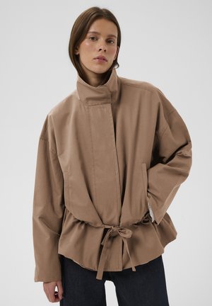 GRACELYNN - Leichte Jacke - acorn