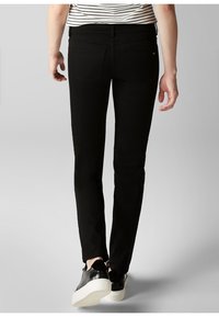 Marc O'Polo Vaqueros slim fit - black