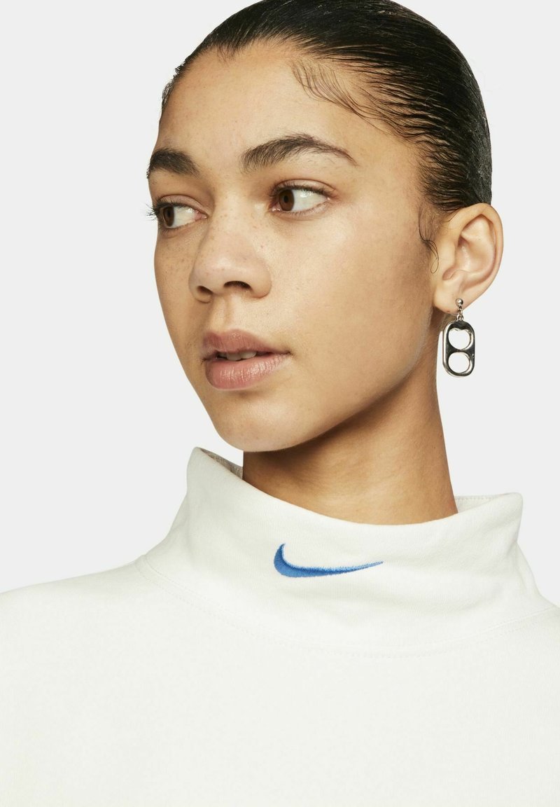 Damen Sweatshirts | Nike Sportswear OVERSIZED Sweatshirt summit white/offwhite - QO57085 Damen Sweatshirts | Nike Sportswear OVERSIZED Sweatshirt summit white/offwhite - QO57085