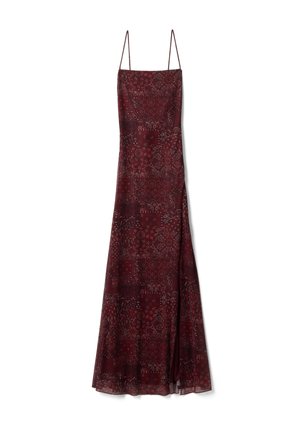 Vestido largo sin mangas de color granate con tirantes finos, con un sutil patrón de cachemira y floral en toda la tela.