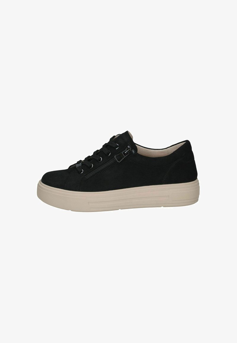 Baskets basses en daim noir avec semelle en caoutchouc beige, lacets à l'avant et détails de fermeture éclair sur le côté sur fond blanc.
