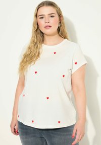 Studio Untold RUNDHALS HERZEN - Triko s potiskem - off white