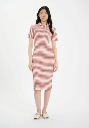 Robe de jour - p red