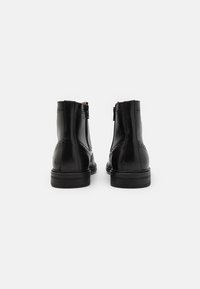 Zign LEATHER - Schnürstiefelette - black
