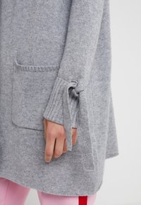 FTC Cashmere Cardigan - grey
