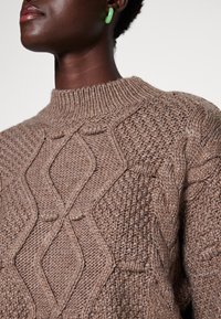 Object Pullover - beige
