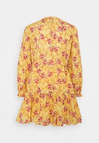 Farm Rio Vardagsklänning - yellow