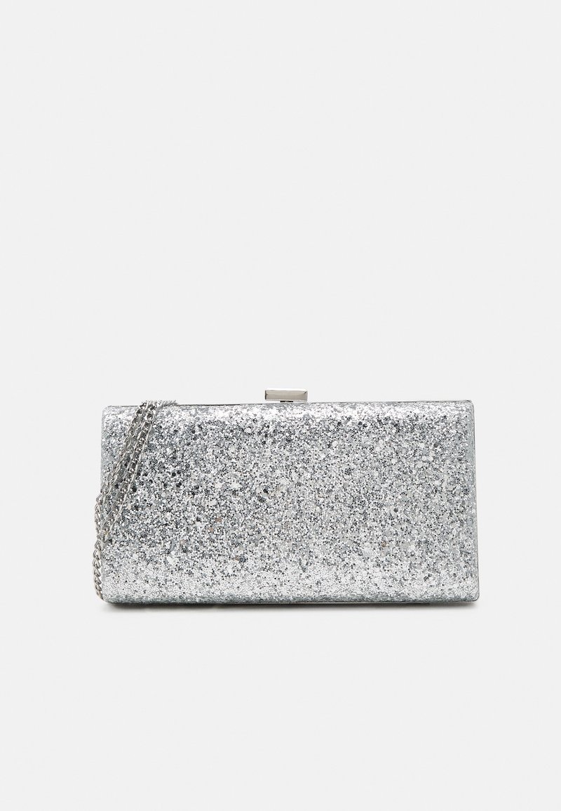 Silberner Glitzer-Clutch mit rechteckiger Form, strukturiertem Oberflächen, metallic Verschluss und einem abnehmbaren Kettenriemen.