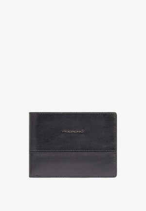 Portafoglio in pelle nera con finitura testurizzata, caratterizzato da un design elegante e un sottile logo del marchio sulla parte anteriore, con cuciture dettagliate lungo i bordi.