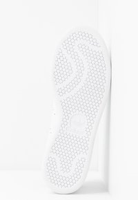 adidas Originals STAN SMITH  - Sneakers laag - footwear white/collegiate burgundy