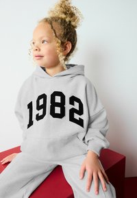 Next Džemperis ar kapuci - grey marl slogan