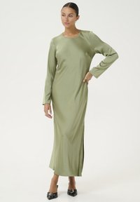 Kaffe HILL - Maxikleid - oil green