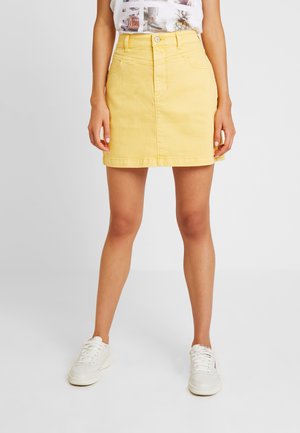 ULTRA HIGH RISE SKIRT - Farkkuhame - yellow