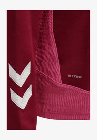 Niewybrane, biking red