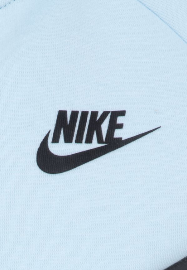 TECH UNISEX SET  - Tracksuit4