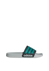 Sandálky Adidas s šedou Cloudfoam podrážkou, černým páskem s třemi tyrkysovými pruhy a bílým logem Adidas na boku.