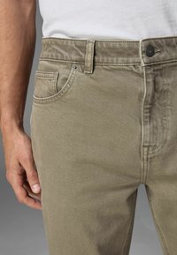 Next VINTAGE - REGULAR FIT - Straight leg jeans - mushroom brown