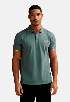 Petrol Industries, MEN POLO SHORT SLEEVE - Polokošeľa - oil green