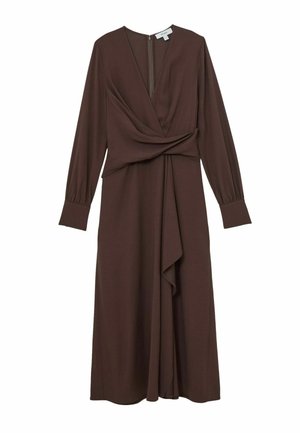Braunes Langarmkleid mit V-Ausschnitt, drapiertem Vorderteil und geraffter Taille. Der Stoff ist glatt mit leichtem Glanz. Mit Reißverschluss auf der Rückseite.