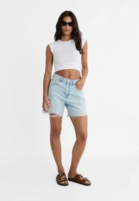 Stradivarius STUDDED WITH SLEEVES - Top - white