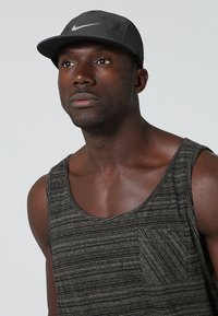 Nike Performance Caps - black/reflective silver