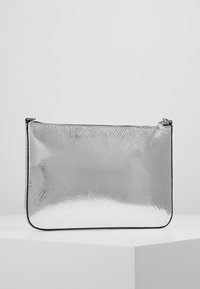 PARFOIS Pikkulaukku - silver-coloured