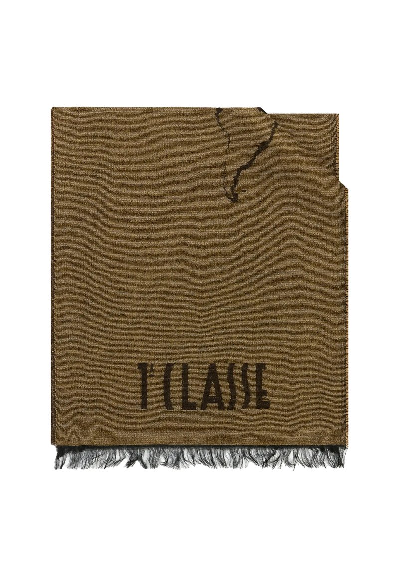 Tessuto marrone intrecciato con bordi sfrangiati, con un testo marrone scuro "1° CLASSE" nella parte inferiore e una forma irregolare in un angolo.