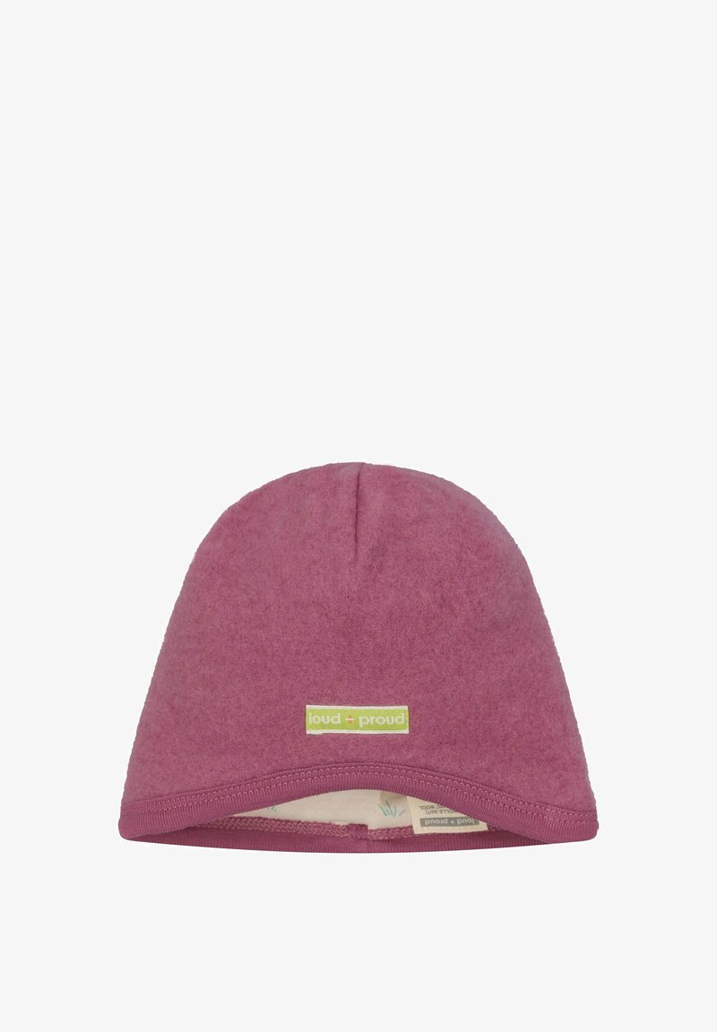 Fleece-Mütze in Dunkelrosa mit glatter Textur. Verfügt über einen umgeschlagenen Saum und ein "loud + proud"-Label in Grün. Nahtakzent an der Oberseite.