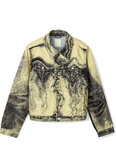 Sinine teksajakk kollasel põhjal mustade abstraktsete mustritega, millel on kraega kaelus, nööbid kinnitamiseks ja pikad varrukad.