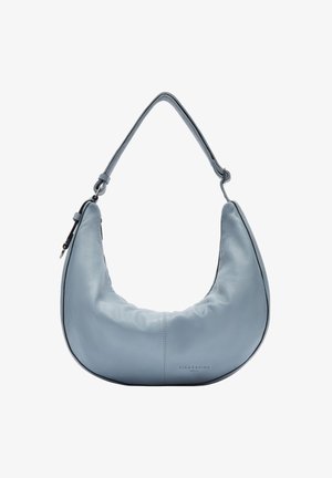 Borsa in pelle azzurro chiaro con una forma curva e una tracolla singola. Presenta una texture liscia e un logo discreto impressa sul lato.