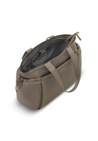 Olijfgroene stoffen tas met dubbele handvatten, gladde textuur, ritssluiting en grijze binnenkant. Inclusief een klein zakje en verstelbare zijkanten.