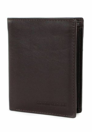 Portefeuille en cuir marron avec une texture lisse, présentant des coutures discrètes et un logo de marque embossé à l'avant. Design rectangulaire compact.