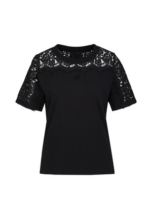 Schwarzes Kurzarm-Top mit floralen Spitzeneinsätzen an Schultern und Ärmeln sowie einem unifarbenen Stoffkörper mit rundem Ausschnitt.