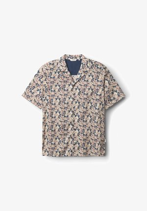 Lühikeste varrukatega kaelusega särk lillemustriga, mis sisaldab heledaid ja tumedaid toone tumesinisel taustal, ees nupud.