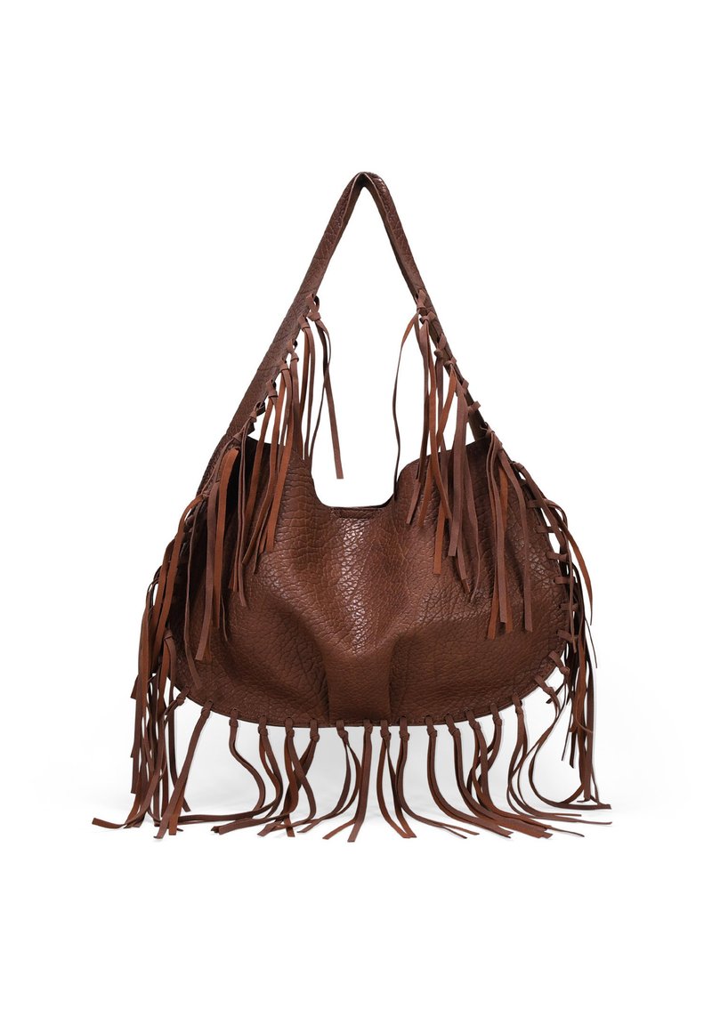 Bolso de hombro de cuero marrón con flecos a lo largo de los lados, una superficie texturizada y una forma redondeada. Correa ajustable para diversas opciones de transporte.