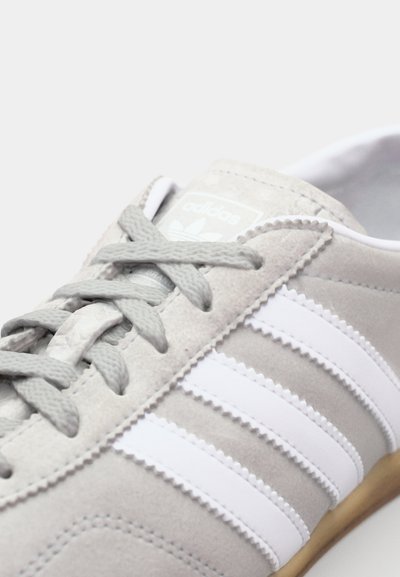 adidas gazelle silver green womens Adidas Gazelle Lo Pro